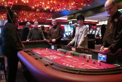 How to dwell as a successful player in online gambling?